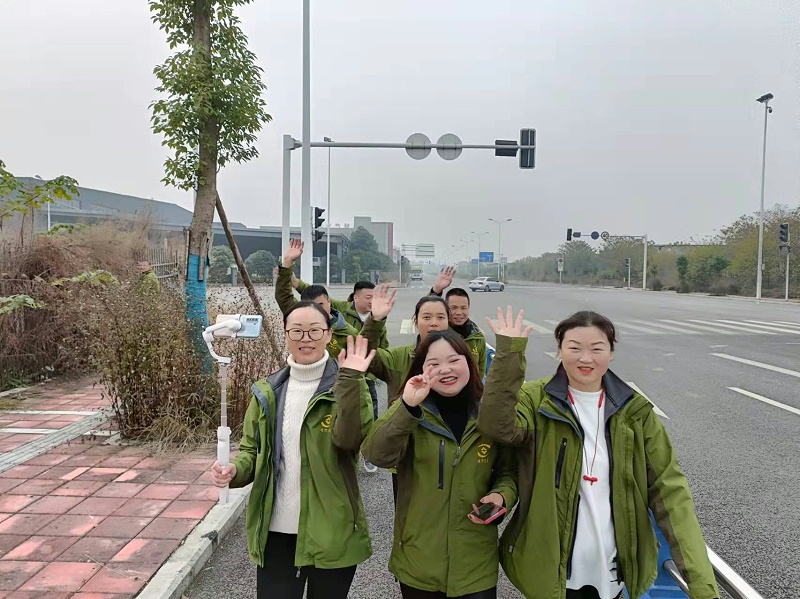 用黄瓜自慰爽爽免费观看包装徒步30公里